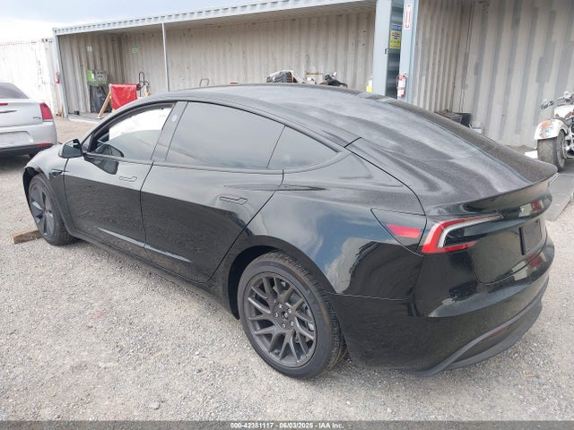 2025 TESLA MODEL 3 5YJ3E1EA2SF906855 Photo 2