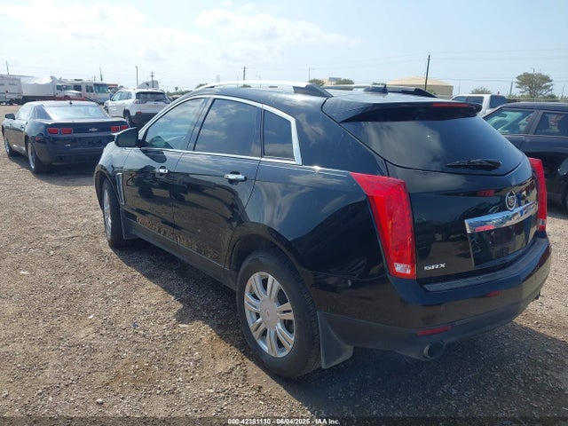 2015 CADILLAC SRX 3GYFNBE37FS523148 Photo 2
