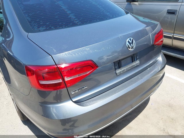 3VW2K7AJ3FM202160 Volkswagen Jetta
