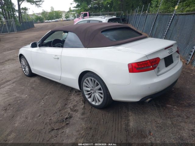 2011 AUDI A5 WAULFAFH2BN020509 Photo 2