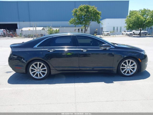3LN6L2LU2FR614175 Lincoln MKZ