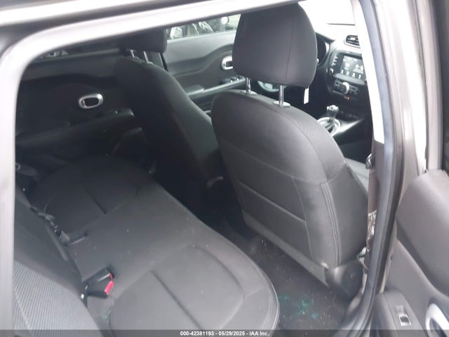 KNDJP3A50J7539934 KIA g