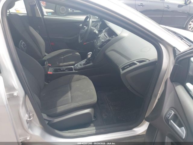 1FADP3F29GL294410 Ford FOCUS SE