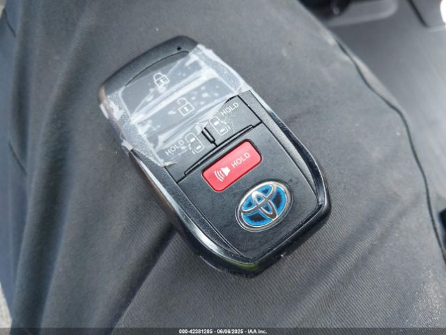 2021 TOYOTA SIENNA 5TDKRKEC6MS029020 Photo 10