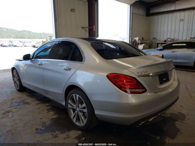 2015 MERCEDES-BENZ C 300 55SWF4KB5FU094335 Photo 2
