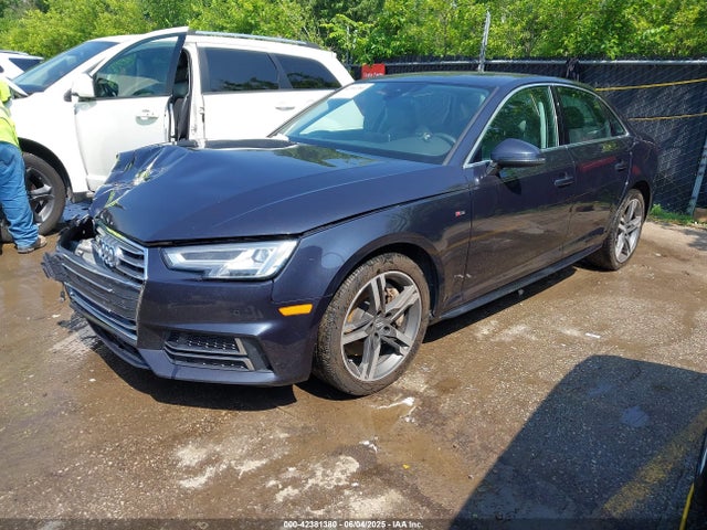 2018 AUDI A4 WAUENAF43JA074643 Photo 1