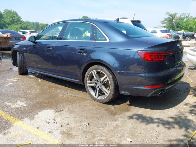 2018 AUDI A4 WAUENAF43JA074643 Photo 2