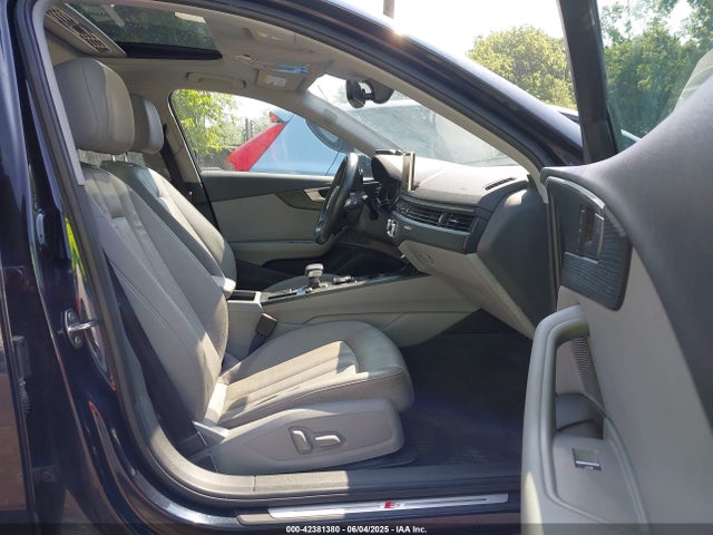 2018 AUDI A4 WAUENAF43JA074643 Photo 4