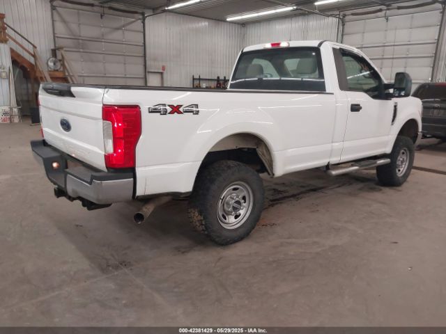 1FTBF2B60JEC58138 Ford F-250 Xl