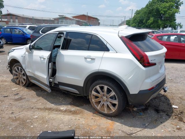 2020 CADILLAC XT4 1GYFZCR41LF149021 Photo 2
