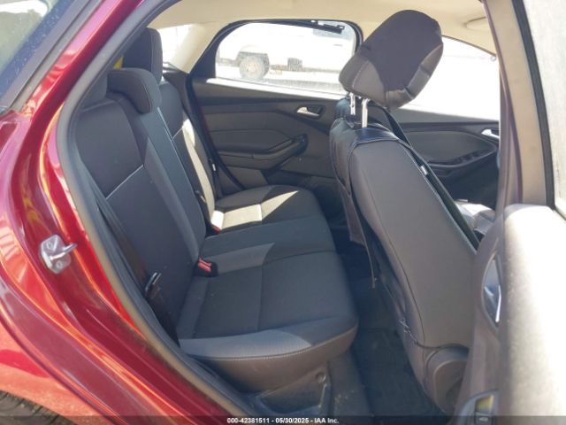 1FADP3K23EL264760 Ford FOCUS SE
