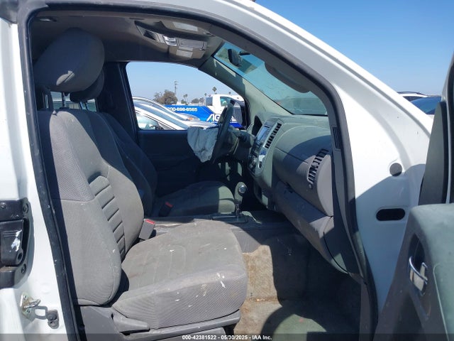 1N6BD0CT5HN755398 Nissan 2017