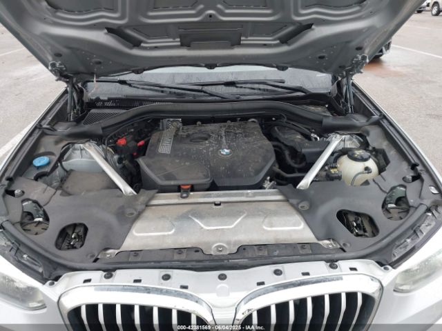 2019 BMW X3 5UXTR9C53KLE19459 Photo 9