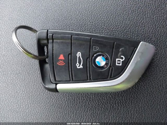 2019 BMW X3 5UXTR9C53KLE19459 Photo 10
