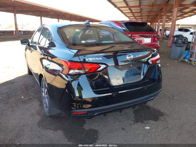 3N1CN8EV0ML864835 Nissan Versa