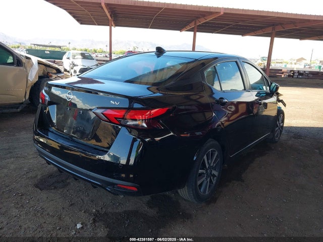 3N1CN8EV0ML864835 Nissan Versa