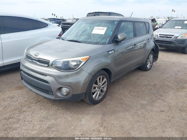 KNDJP3A52J7512122 KIA g
