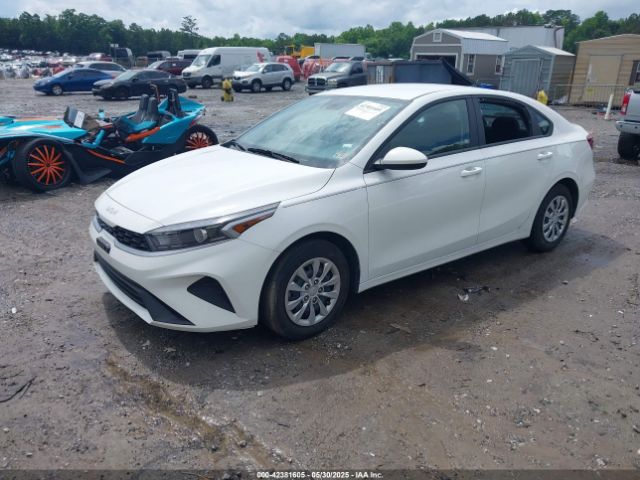 3KPF24AD5PE677916 KIA FORTE LX