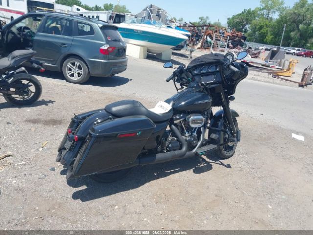 2018 HARLEY-DAVIDSON FLHXS 1HD1KRC3XJB600747 Photo 3