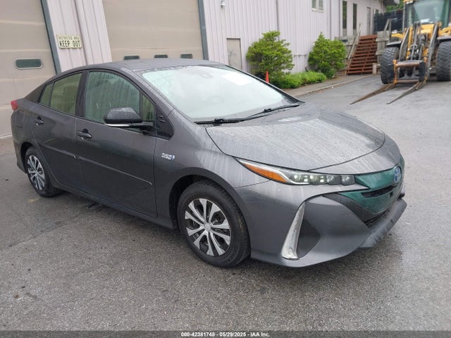 2018 JTDKARFP8J3082428 main image