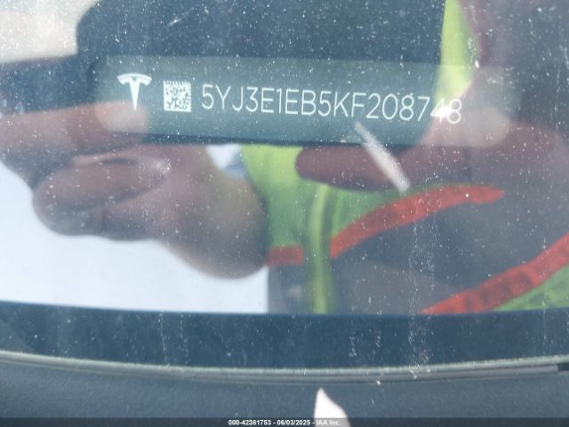 5YJ3E1EB5KF208748 Tesla 2019