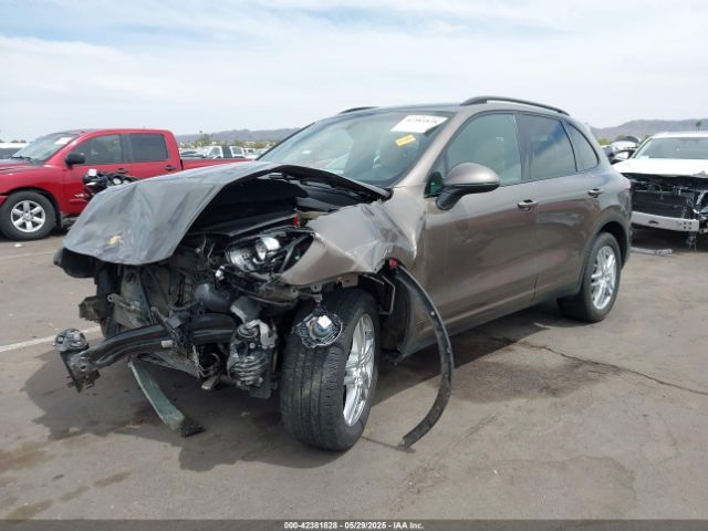 2016 PORSCHE CAYENNE WP1AA2A29GLA01796 Photo 1