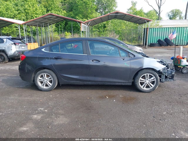 1G1BE5SM3H7242901 Chevrolet Cruze Lt Auto