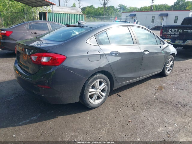 1G1BE5SM3H7242901 Chevrolet Cruze Lt Auto