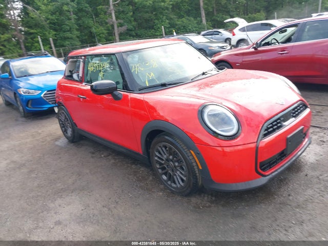 2025 MINI HARDTOP WMW13GD09S2W96926 Photo 0
