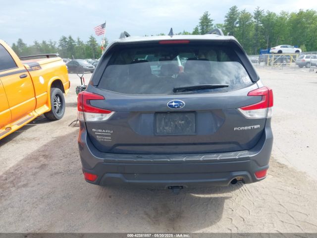JF2SKAFC0MH593023 Subaru Forester Premium