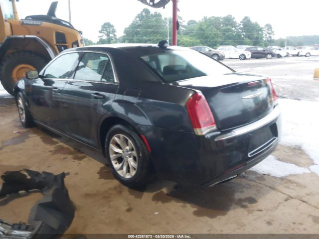 2016 CHRYSLER 300 2C3CCAAG5GH243285 Photo 2