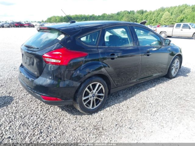 1FADP3K28HL285897 Ford FOCUS SE
