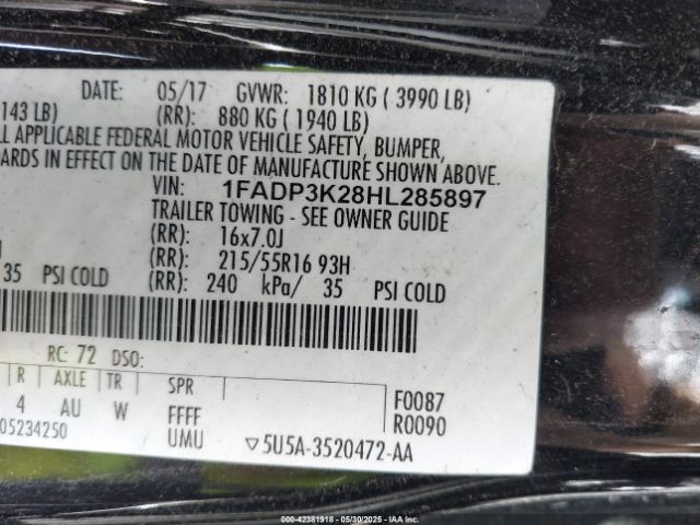 1FADP3K28HL285897 Ford FOCUS SE