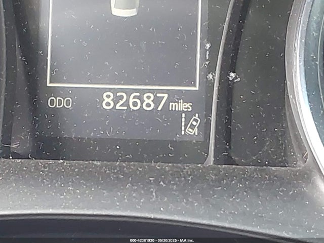 4T1B11HK9JU669049 Toyota CAMRY SE