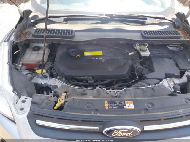 1FMCU9GX5FUB18177 Ford ESCAPE SE