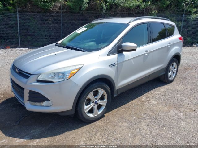1FMCU9GX5FUB18177 Ford ESCAPE SE