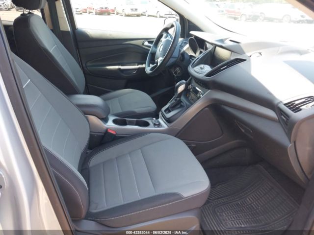 1FMCU9GX5FUB18177 Ford ESCAPE SE