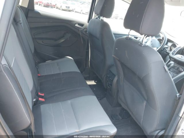 1FMCU9GX5FUB18177 Ford ESCAPE SE