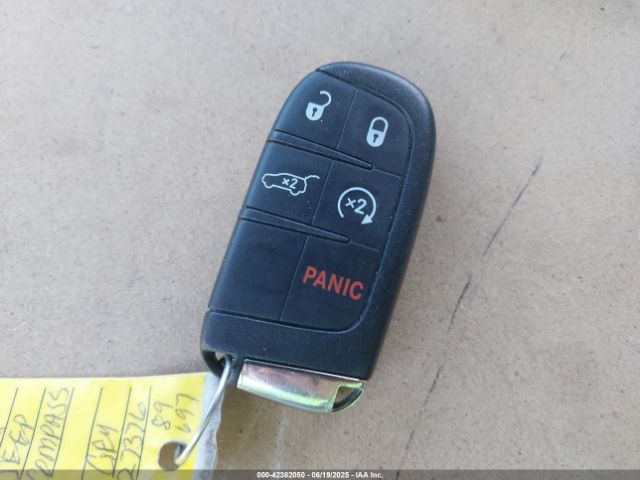 2018 JEEP COMPASS 3C4NJCBB2JT327376 Photo 10