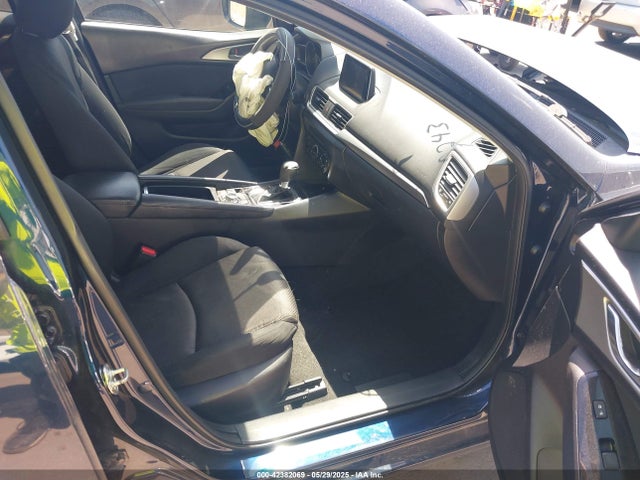 Mazda pe 2017 3MZBN1K70HM137505 Image 5