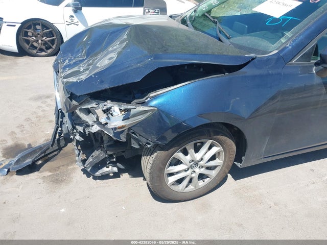 Mazda pe 2017 3MZBN1K70HM137505 Image 6