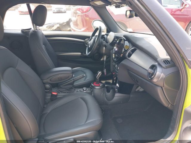 2023 MINI CONVERTIBLE WMW23DL00P3R03046 Photo 4