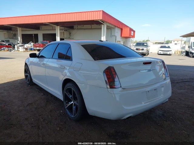 2C3CCABG5EH352289 Chrysler 300 300s