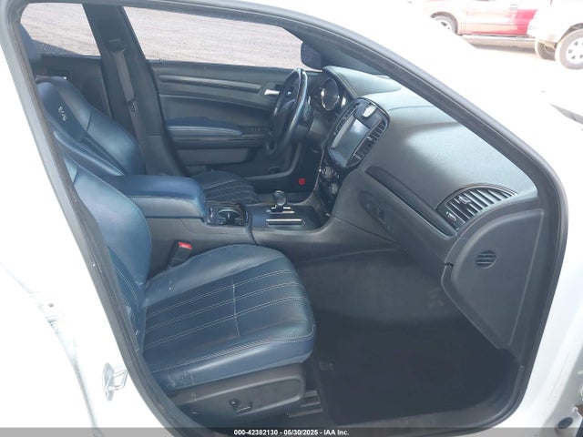 2C3CCABG5EH352289 Chrysler 300 300s