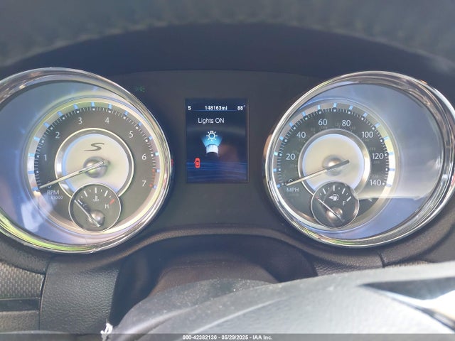2C3CCABG5EH352289 Chrysler 300 300s