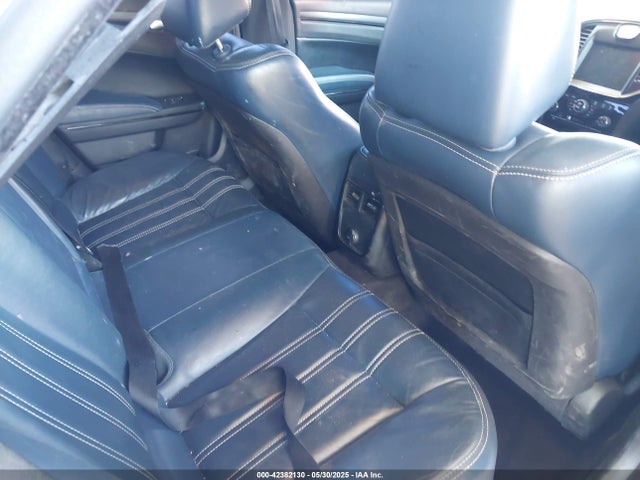 2C3CCABG5EH352289 Chrysler 300 300s