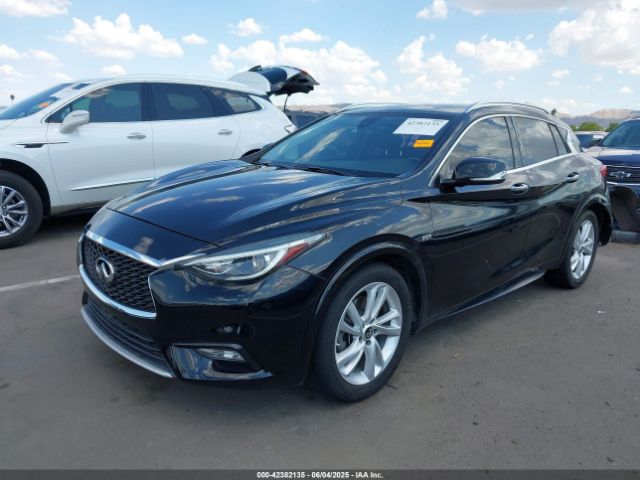 2017 INFINITI QX30 SJKCH5CP6HA026438 Photo 1