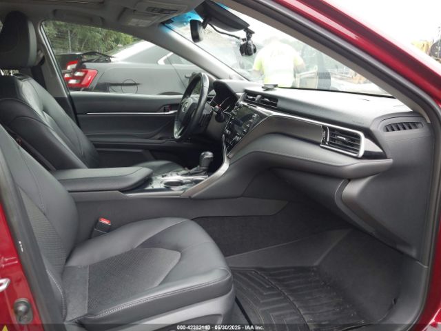 4T1B61HK8JU517023 Toyota CAMRY XSE