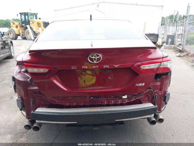 4T1B61HK8JU517023 Toyota CAMRY XSE