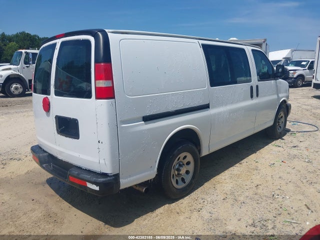 1GCSGAFX6E1157371 Chevrolet Express 1500 Work Van